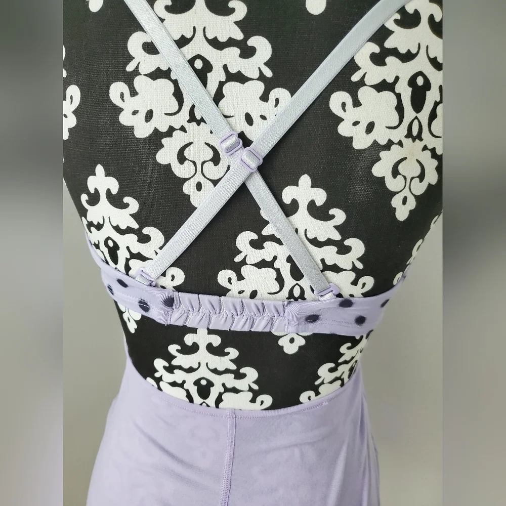 Lululemon light purple tank top women's size 8 - Picture 10 of 12